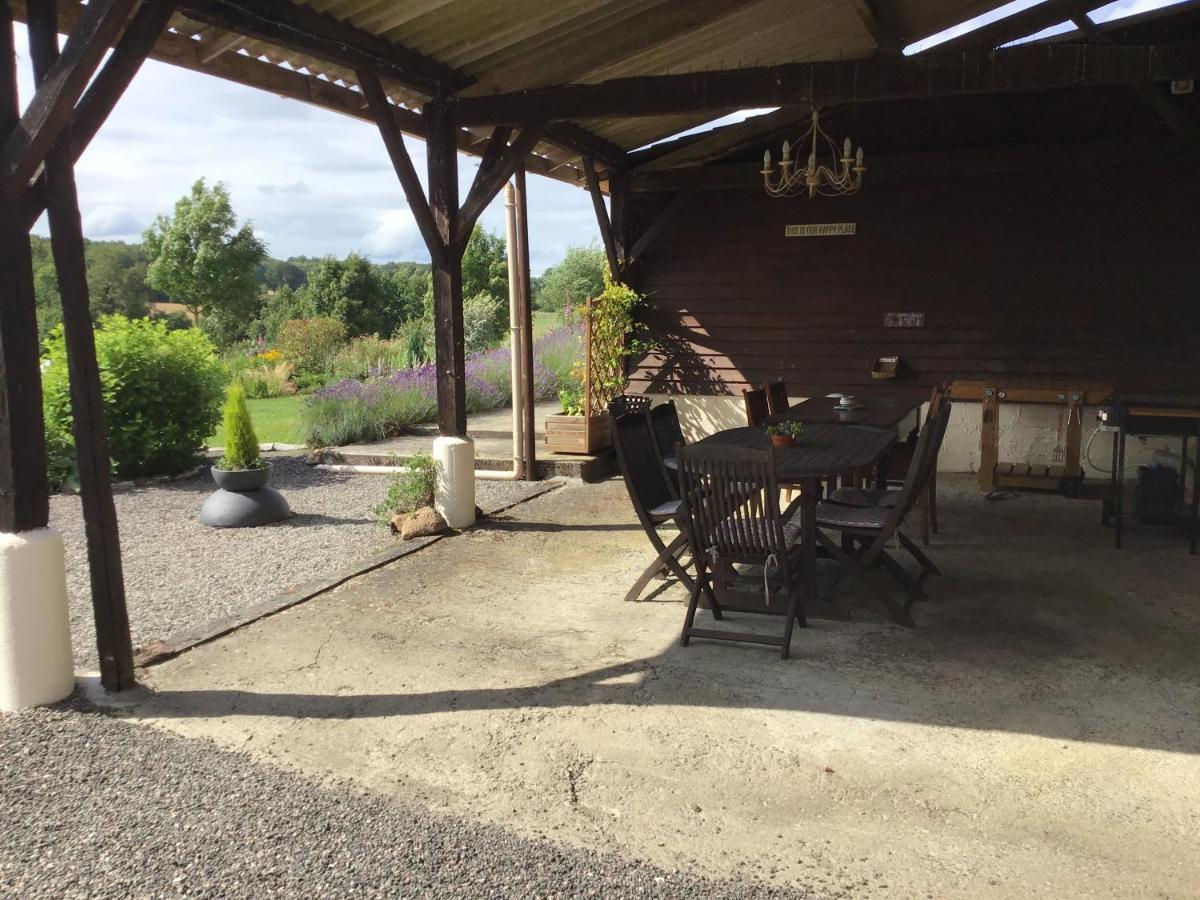 Exideuil-sur-Vienne Maison La Peruse At Les Vergnes Gites מראה חיצוני תמונה