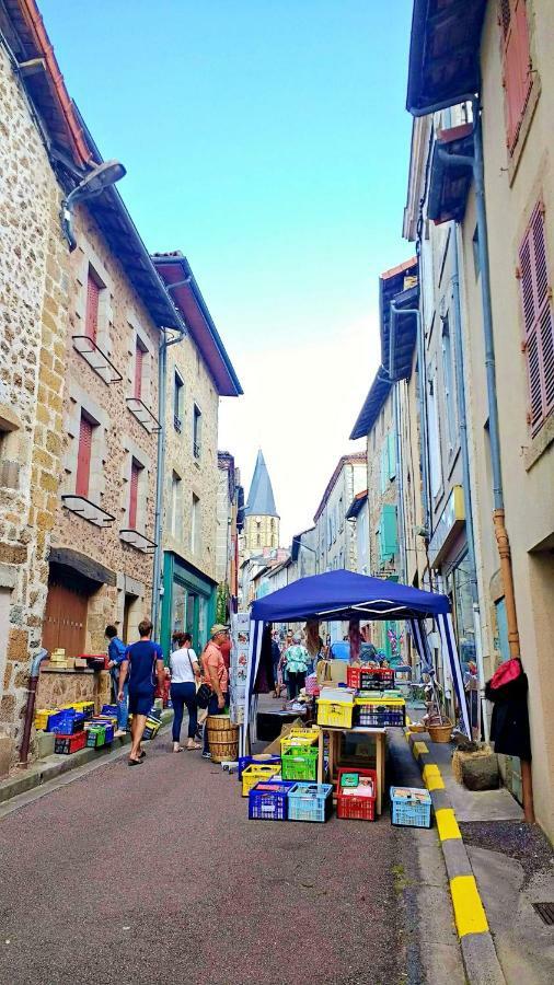 Exideuil-sur-Vienne Maison La Peruse At Les Vergnes Gites מראה חיצוני תמונה