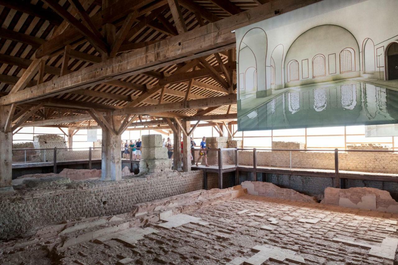 Exideuil-sur-Vienne Maison La Peruse At Les Vergnes Gites מראה חיצוני תמונה